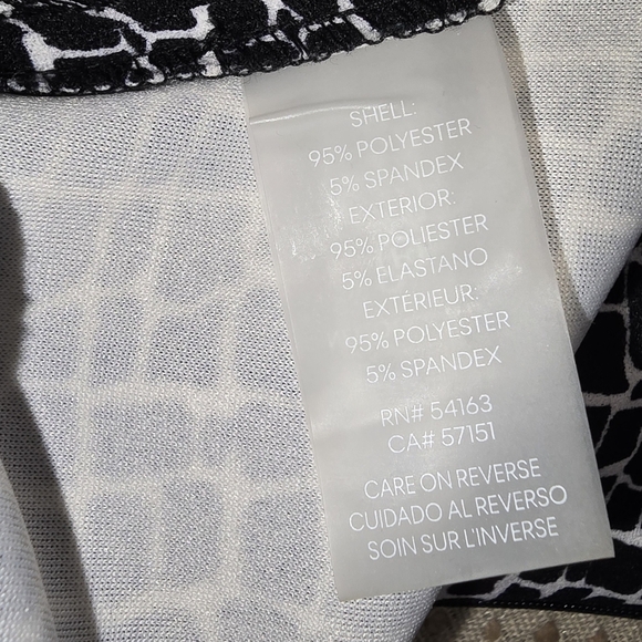 Calvin Klein 8 Womens Jumpsuit Black White Abstract animal  Print Wide Leg - Picture 11 of 12